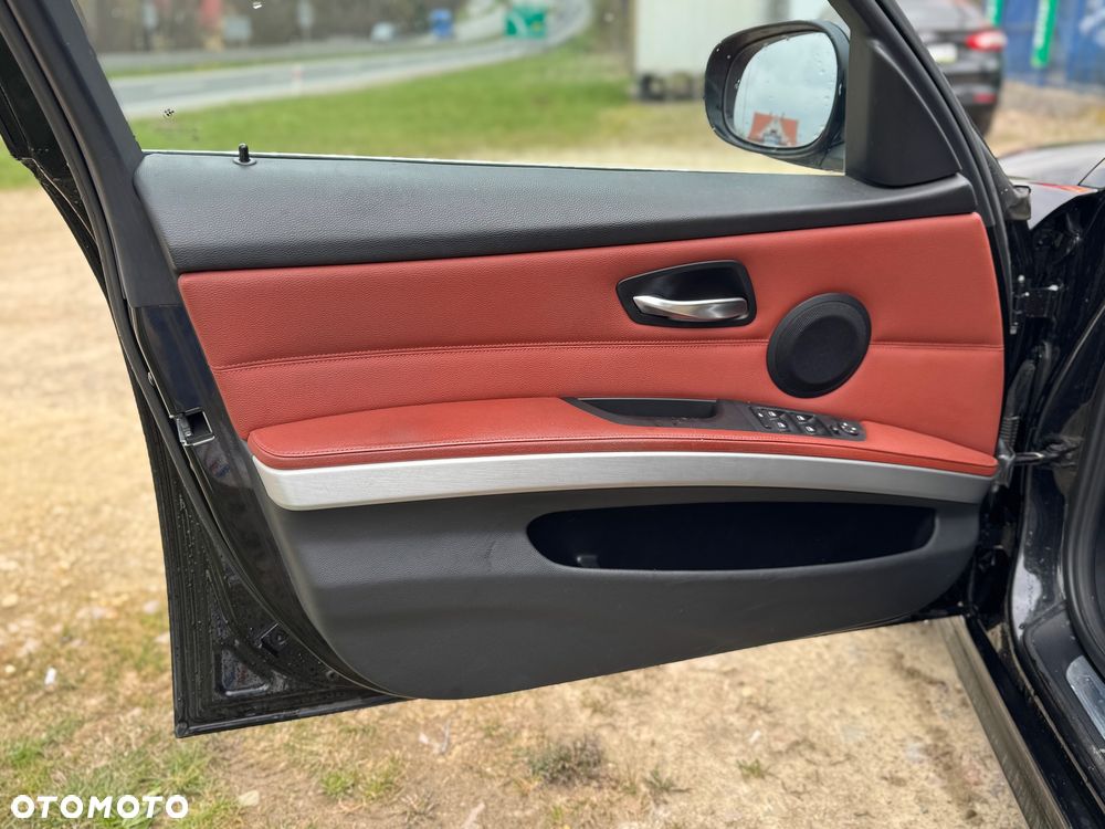 BMW Seria 3 318d DPF Edition Exclusive - 9