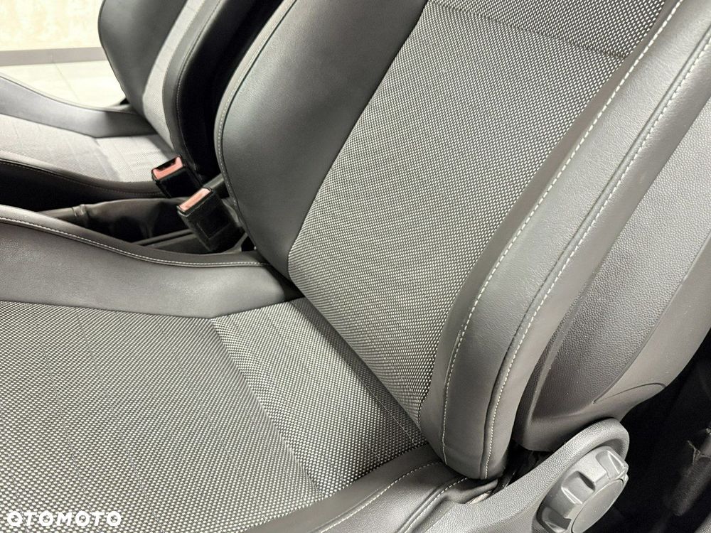 Opel Corsa 1.6 Turbo OPC - 33