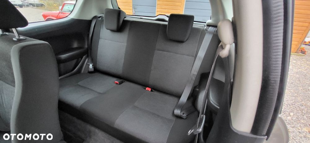 Suzuki Swift 1.3 Club - 12