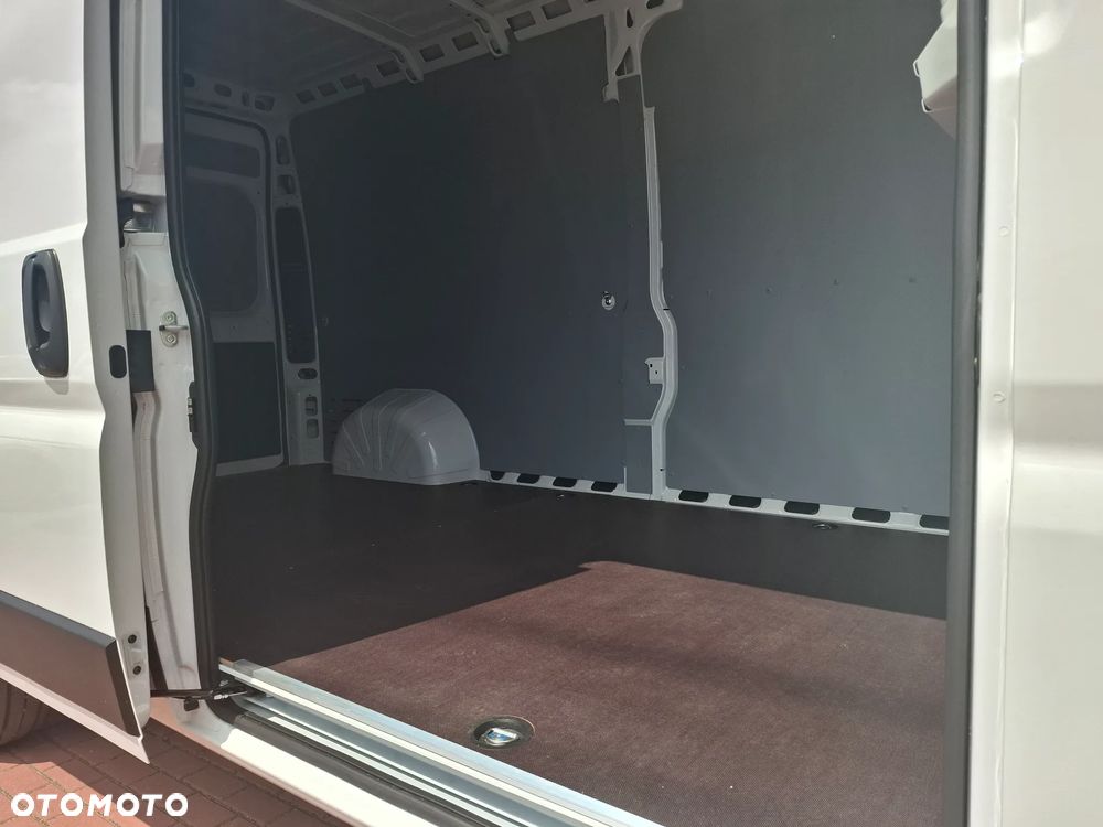 Toyota Proace Max - 9