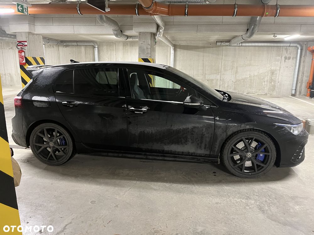 Volkswagen Golf - 26