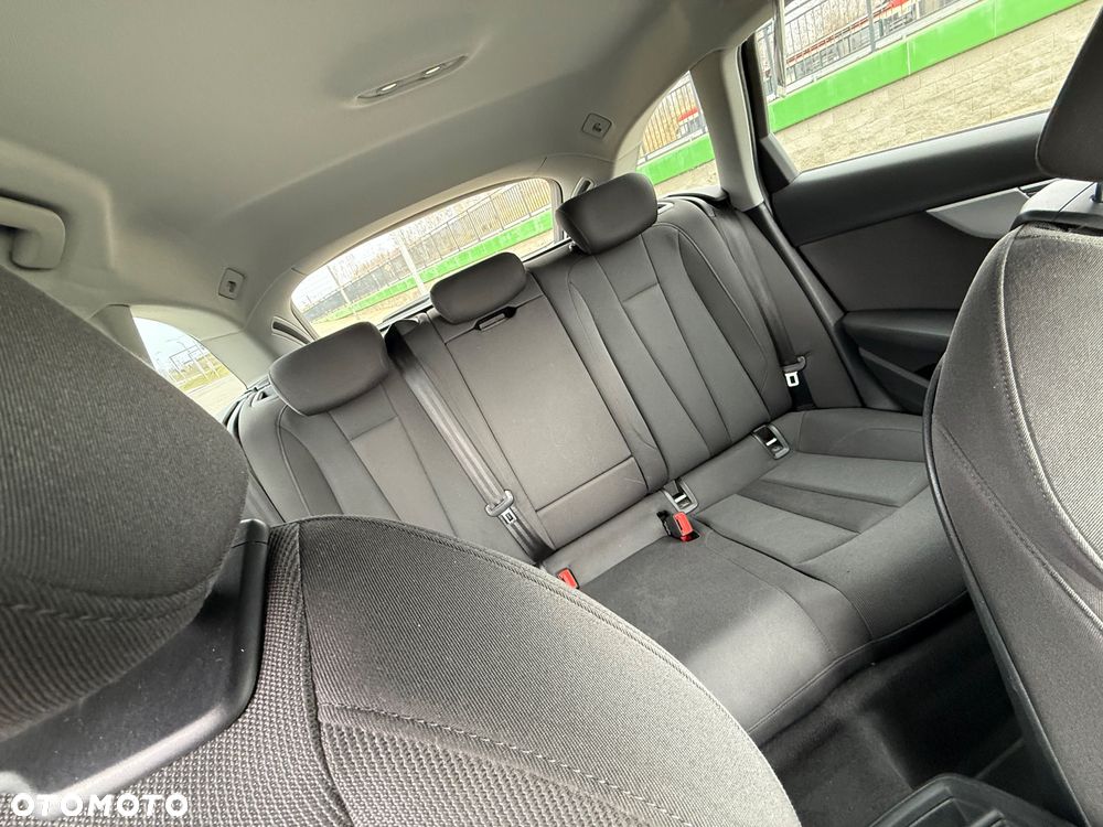 Audi A4 Avant 1.4 TFSI Sport S tronic - 21