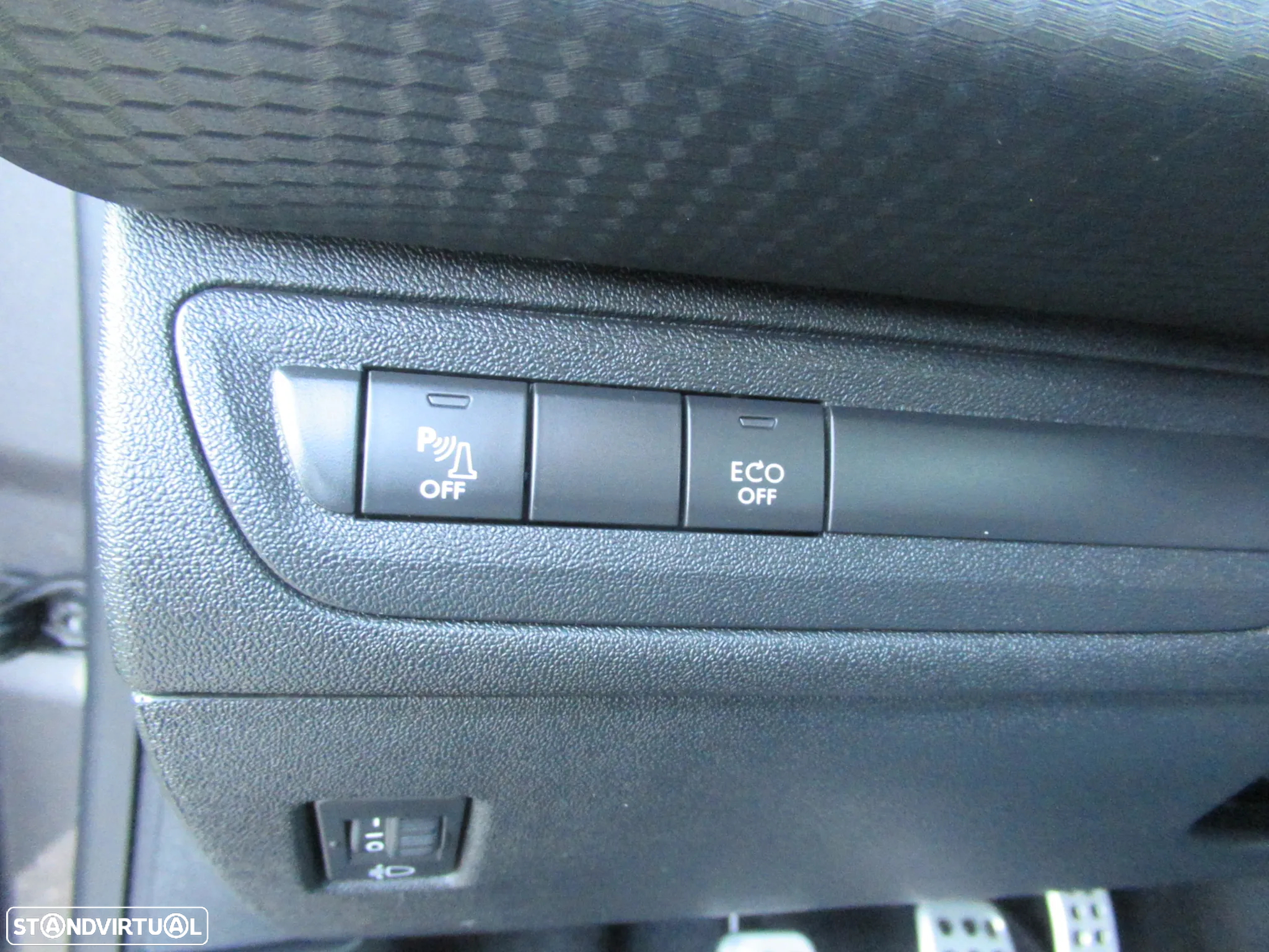 Peugeot 2008 1.6 BlueHDi Crossway - 17