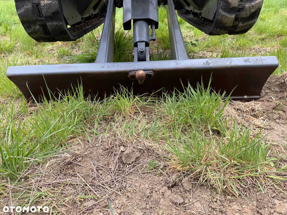 Wacker Neuson ET24 Koparka Gąsienicowa 2,6 tony. z VDS. 2021rok- 2300 Mtg Poziomowanie VDS silnik Yanmar. Maszyna Pochodzi z Norweskiej szkółki roślinnej. 2x drzwi ORYGINAŁ. Jak Nowa z salonu zero luzów i wycieków. Aktualna DEKRA. 2x oryginalna Łyżka. Szybka wolna jazda. Dodatkowe Linie Hydrauliczne na młot i wiertnice. Zaczep kulka na lemieszu. OKAZJA - 33