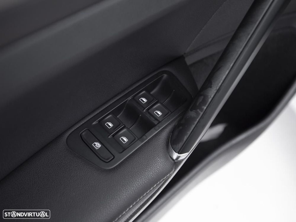 VW Golf - 14