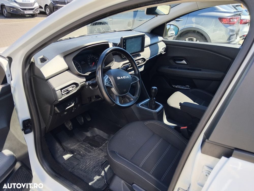 Dacia Logan TCe 90 MT5 Expression - 13