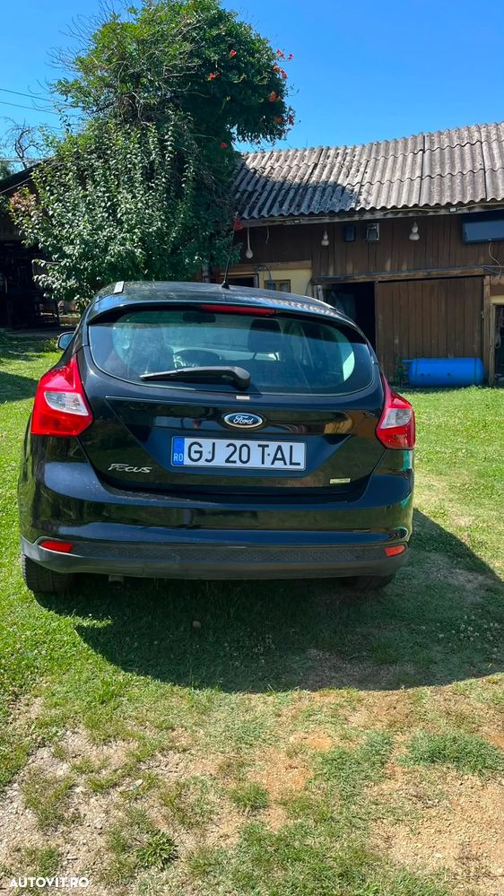 Ford Focus 1.6 TDCI DPF Trend - 3