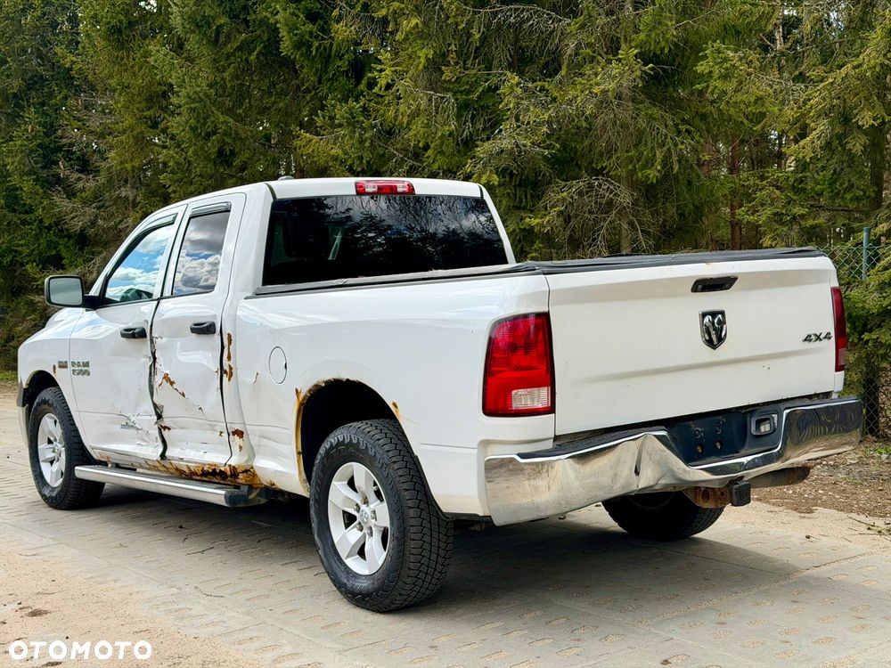 Dodge RAM - 8