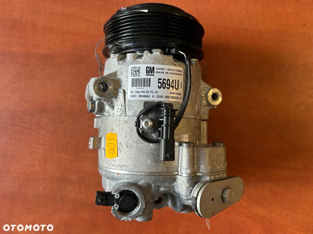 SPRĘŻARKA KLIMATYZACJI KOMPRESOR 401575950 OPEL - 1