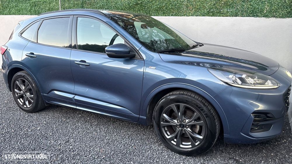 Ford Kuga 1.5 EcoBoost ST-LINE X - 9
