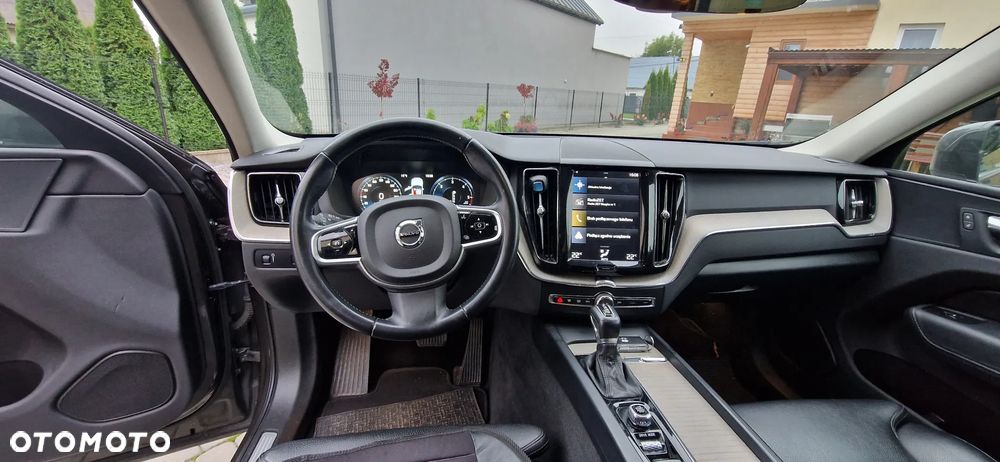 Volvo XC 60 D4 AWD Inscription - 8
