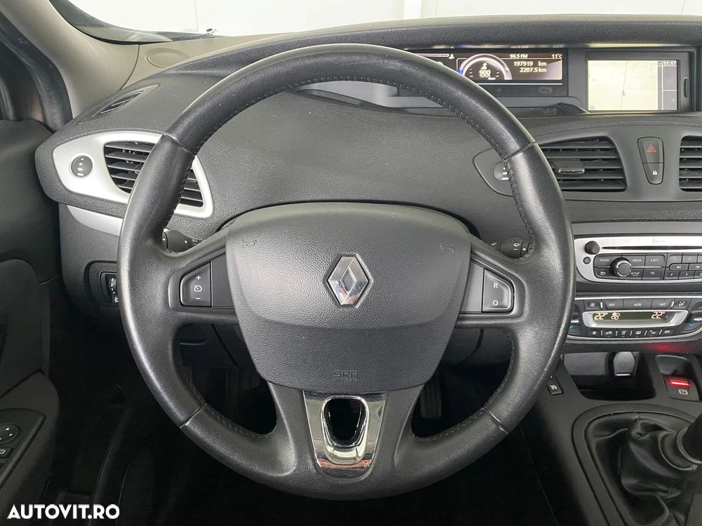Renault Grand Scenic - 7