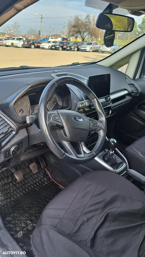 Ford EcoSport - 18