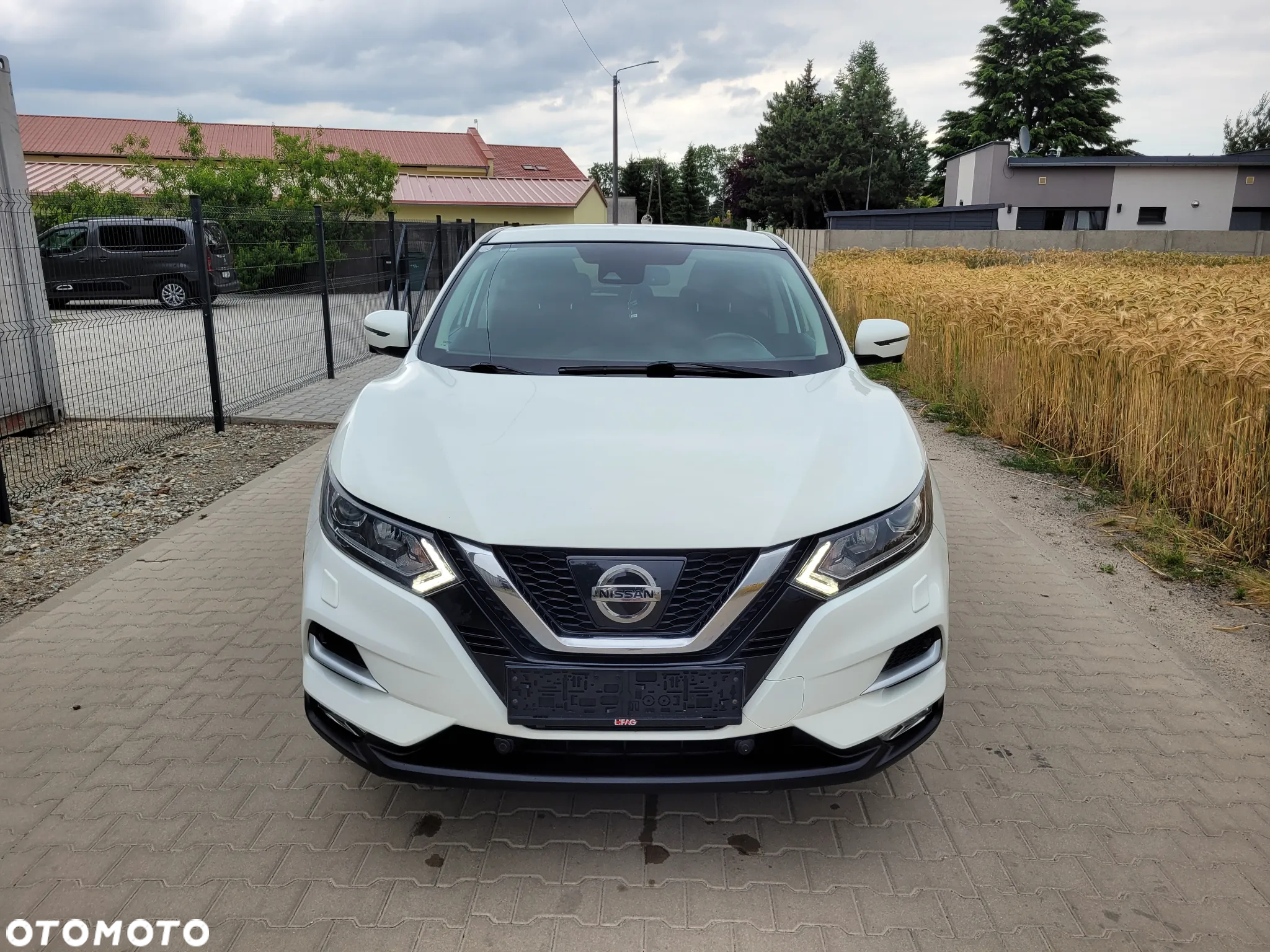 Nissan Qashqai 1.2 DIG-T N-Vision EU6 - 2
