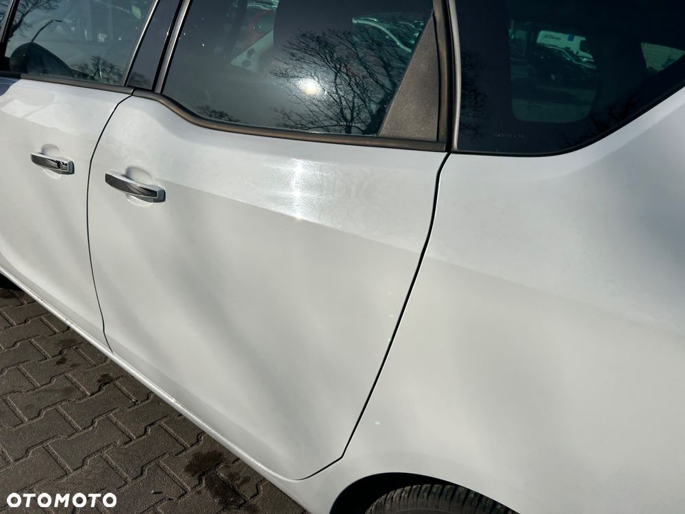 Opel Meriva - 32