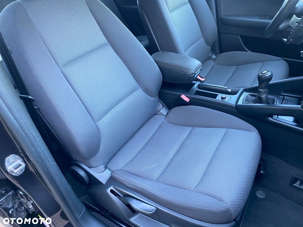 Audi A3 Sportback 2.0 TDI Ambiente - 23