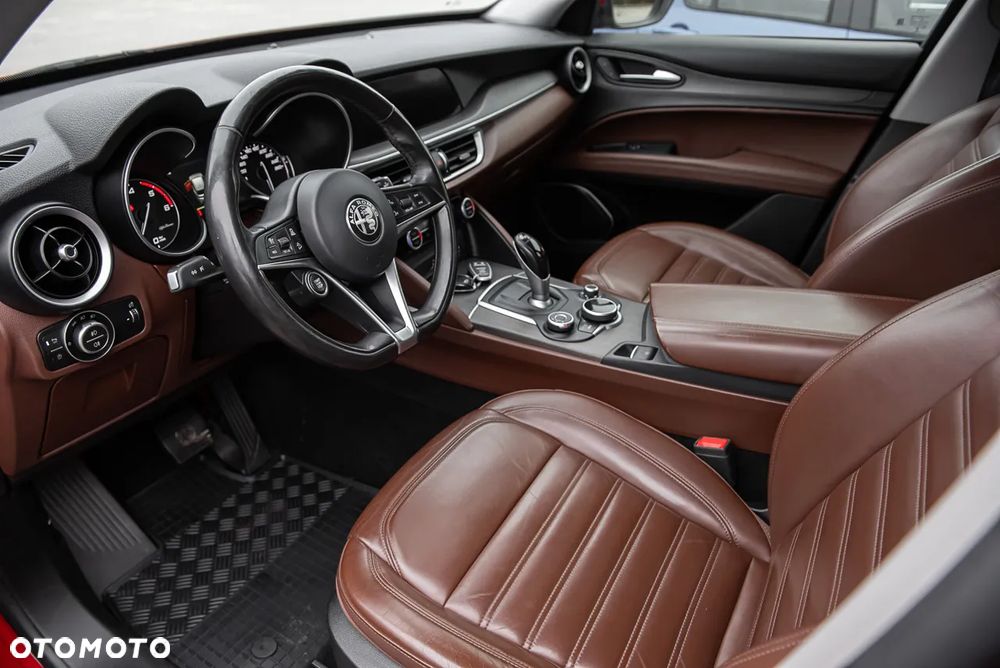 Alfa Romeo Stelvio 2.2 16V AT8 Executive - 15