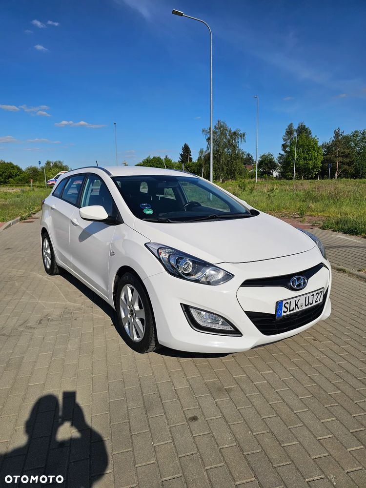 Hyundai i30 i30cw 1.4 Advantage - 12