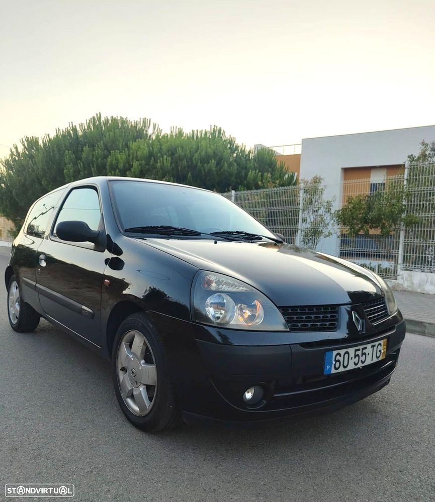 Renault Clio - 2