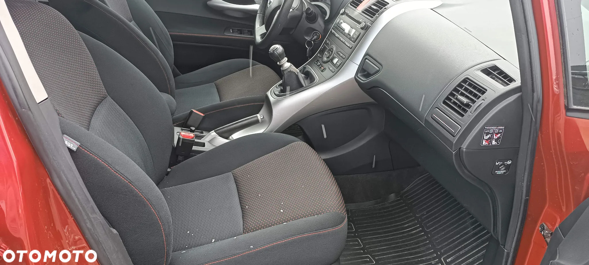 Toyota Auris 1.6 2010 - 7