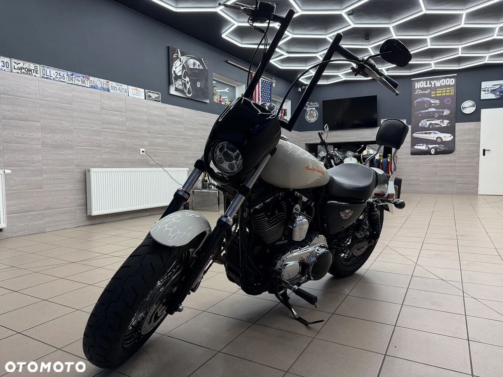 Harley-Davidson Sportster Custom 1200C - 3