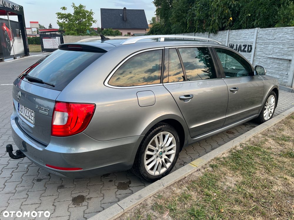 Skoda Superb 1.6 TDI Ambition - 10