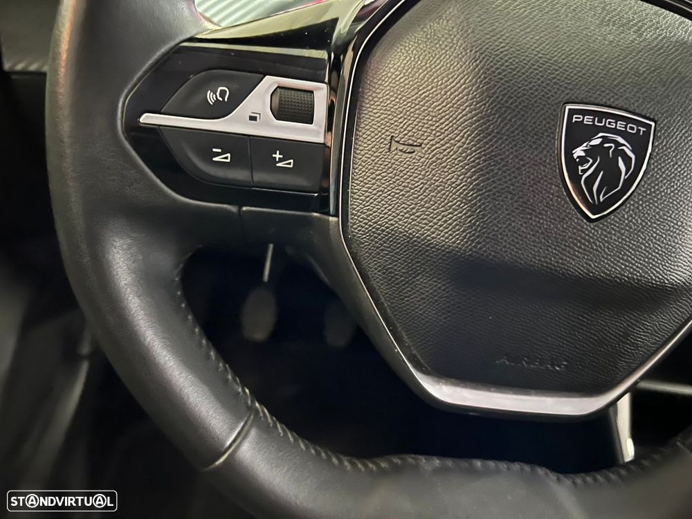 Peugeot 208 1.2 PureTech Active Pack - 13