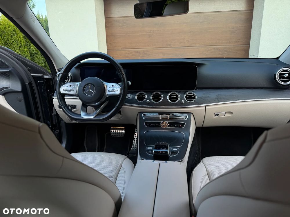 Mercedes-Benz Klasa E 220 d 4-Matic Business Edition 9G-TRONIC - 18