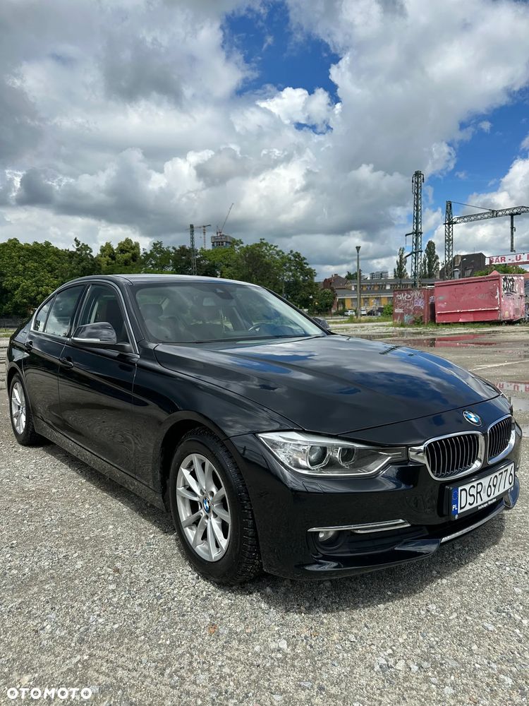 BMW Seria 3 320d Efficient Dynamic Edition Luxury Line - 9