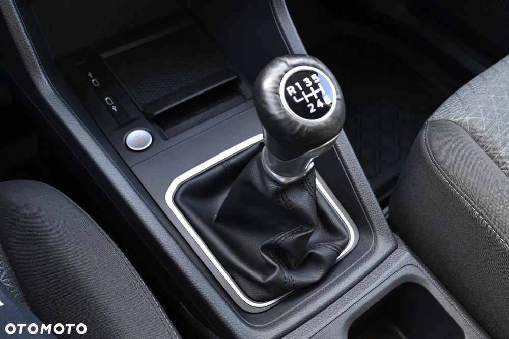 Ford Tourneo Connect - 26