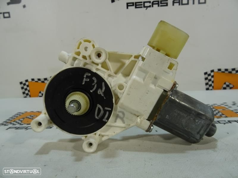 Motor Do Elevador De Vidro Frente Direito Bmw 4 Coupé (F32, F82)  0130 - 4