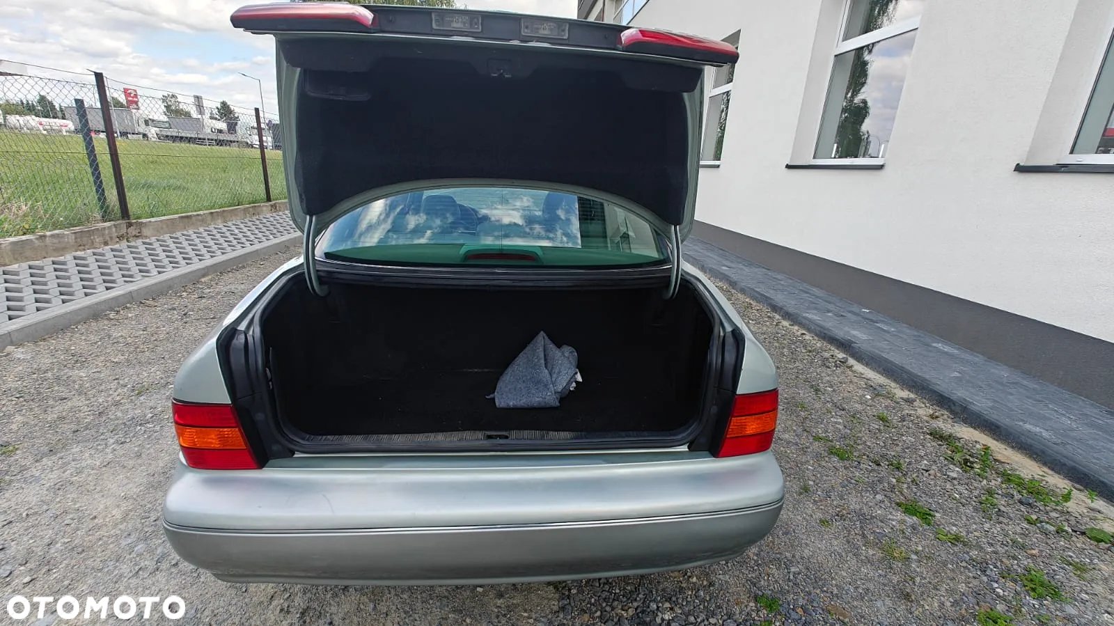 Lexus LS 400 - 10