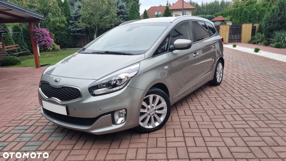 Kia Carens