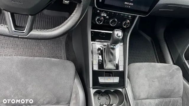Skoda Superb 2.0 TDI 4x4 Sportline DSG - 17