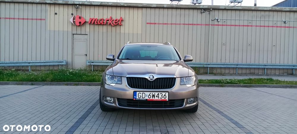 Skoda Superb 2.0 TDI Ambition DSG - 4