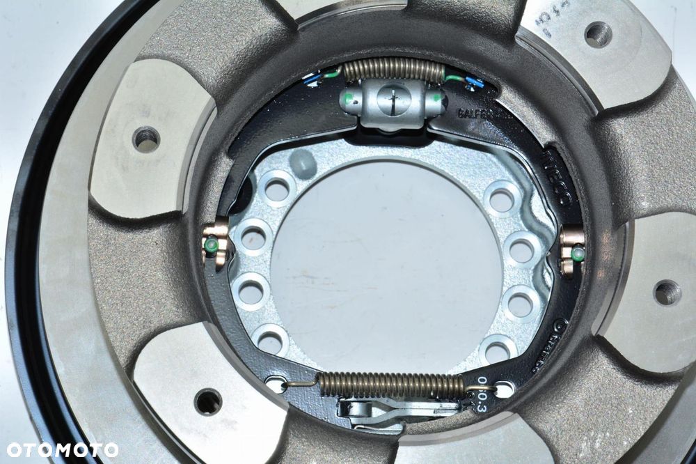 42582277 Iveco Daily 65C 70C 2019 2022 tarcza hamulcowa ze szczękami prawa - 3