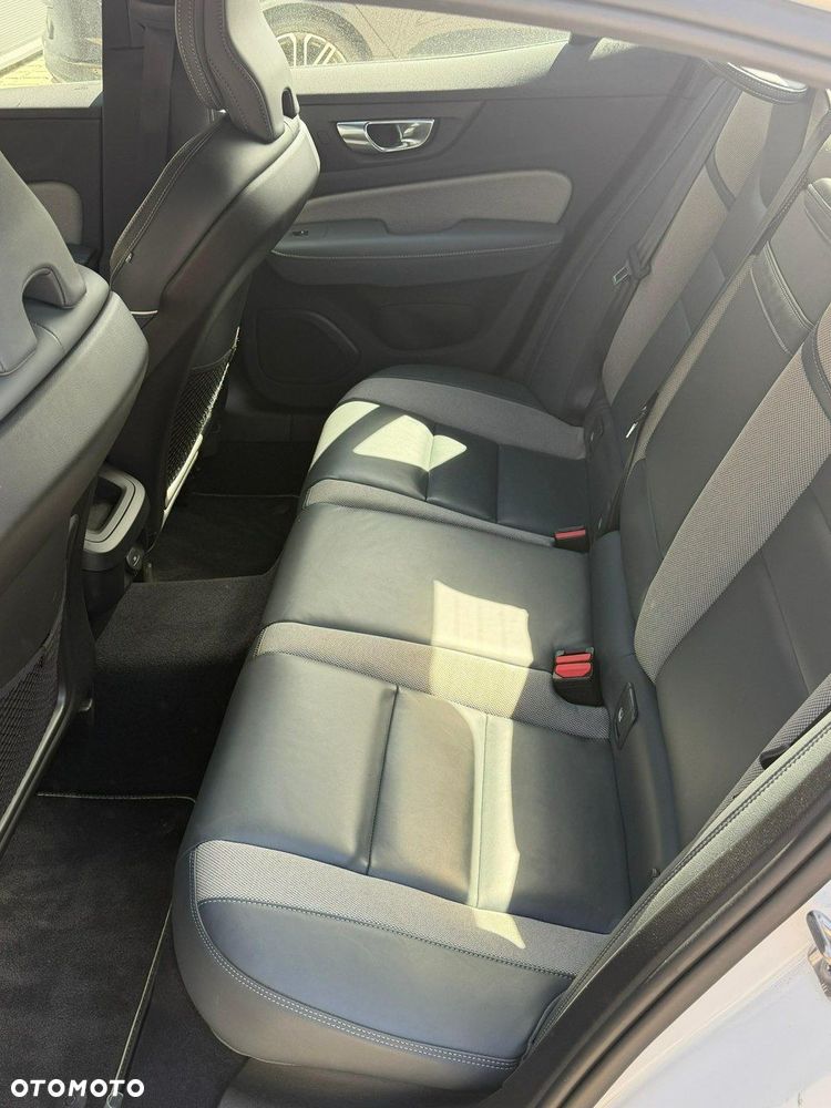 Volvo S60 - 14