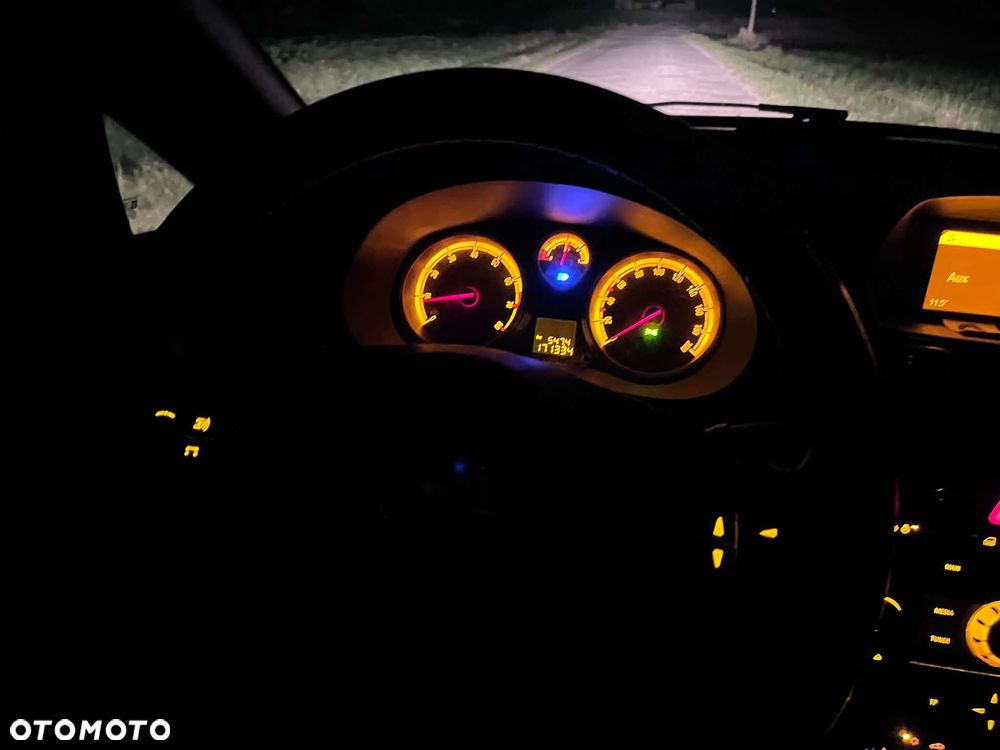 Opel Corsa - 22