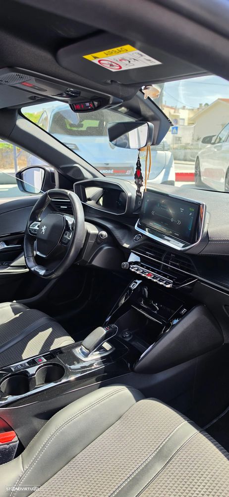 Peugeot e-208 GT Pack - 5