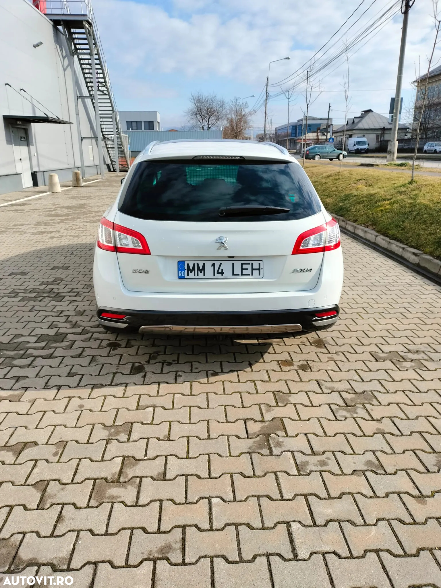 Peugeot 508 RXH Hybrid4 - 21