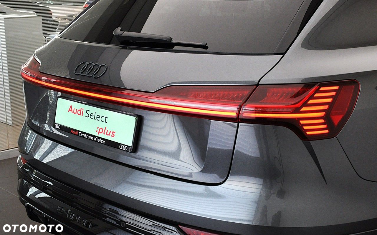 Audi Q8 - 10