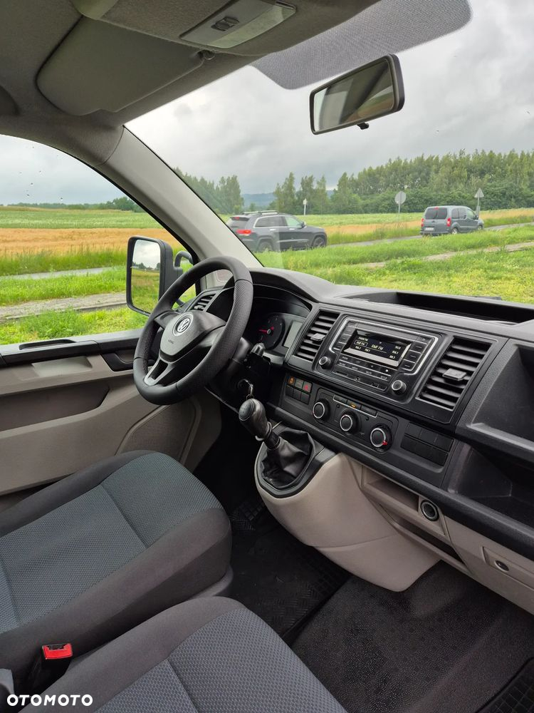 Volkswagen Transporter - 8