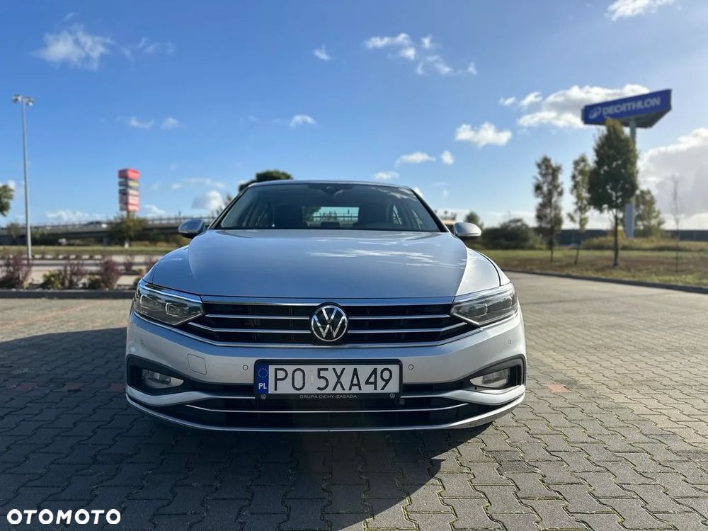 Volkswagen Passat 2.0 TSI Business DSG - 2