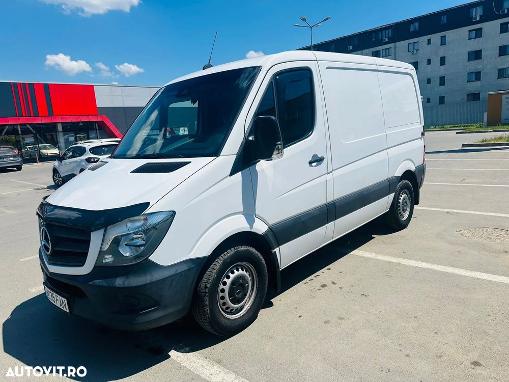 Mercedes-Benz Sprinter - 2