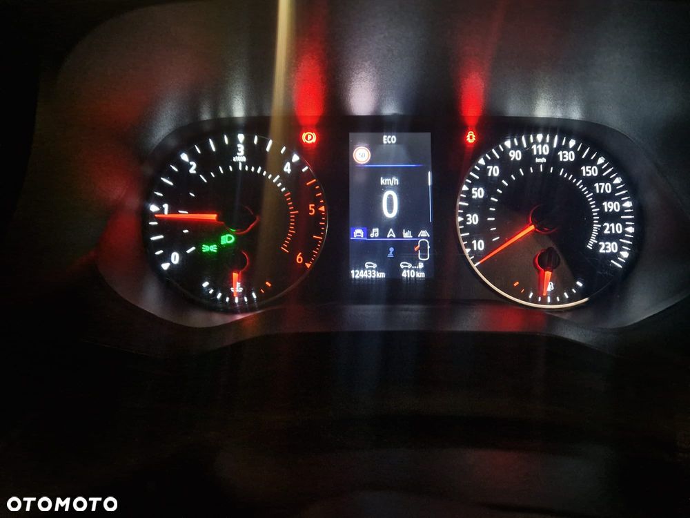 Renault Trafic - 16