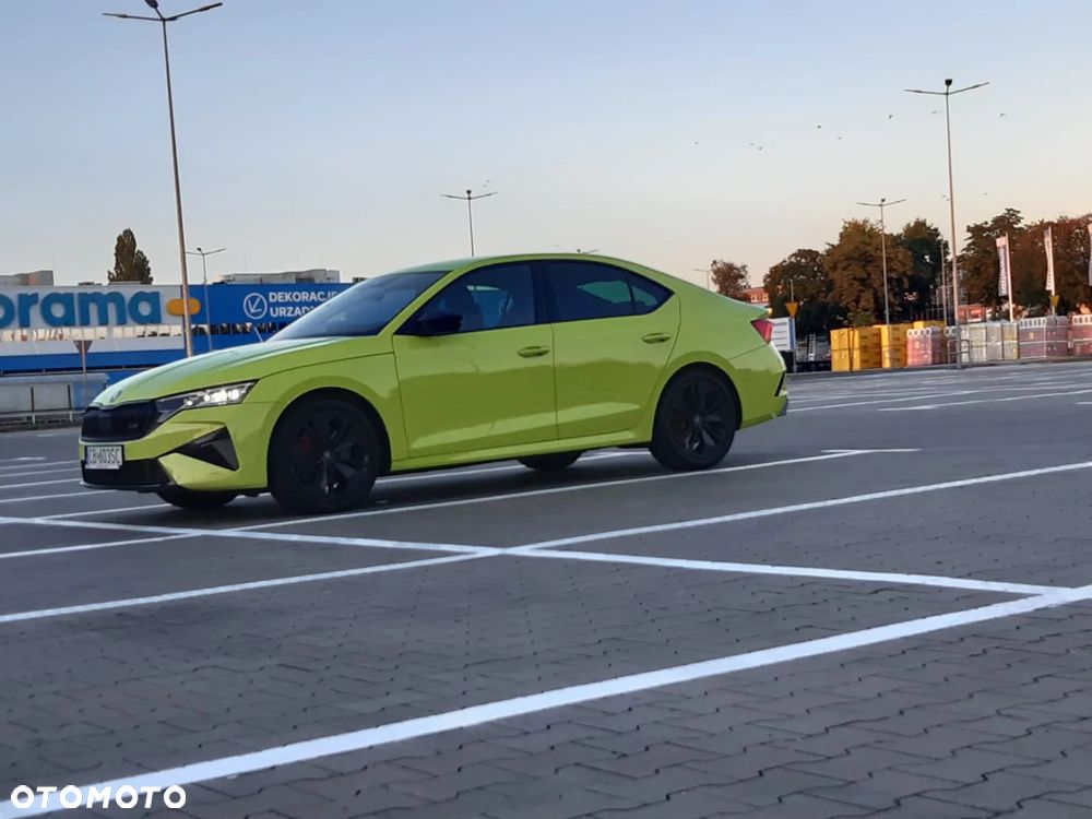Skoda Octavia 2.0 TSI RS DSG - 27