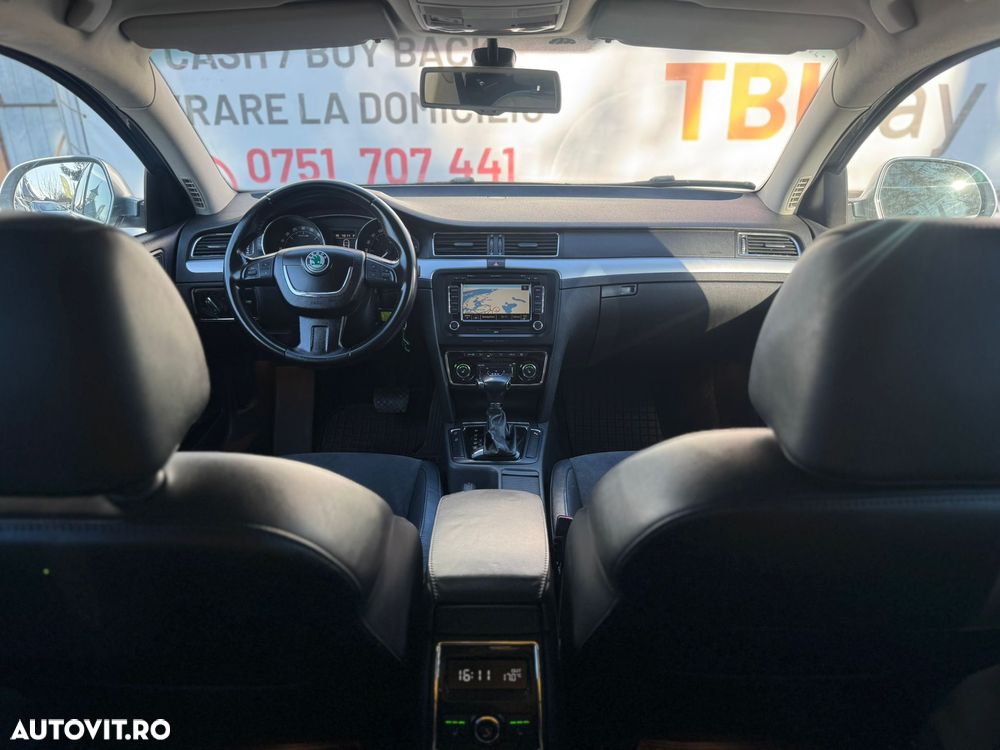 Skoda Superb 2.0 TDI Ambition DSG - 6