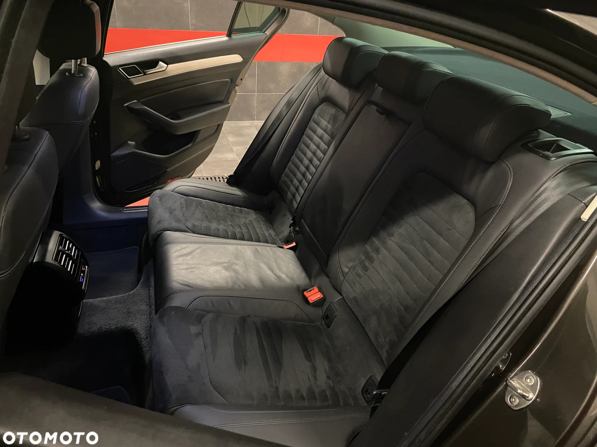 Volkswagen Passat 2.0 TDI BMT Highline DSG - 16