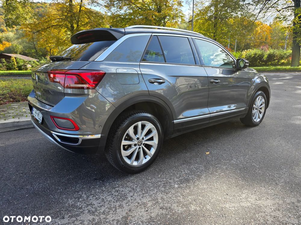 Volkswagen T-Roc - 17