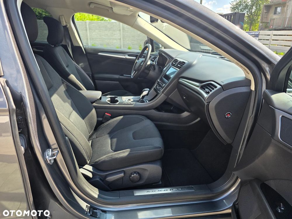 Ford Mondeo 2.0 TDCi Titanium PowerShift - 6